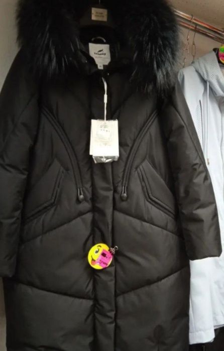 Куртки и пуховики