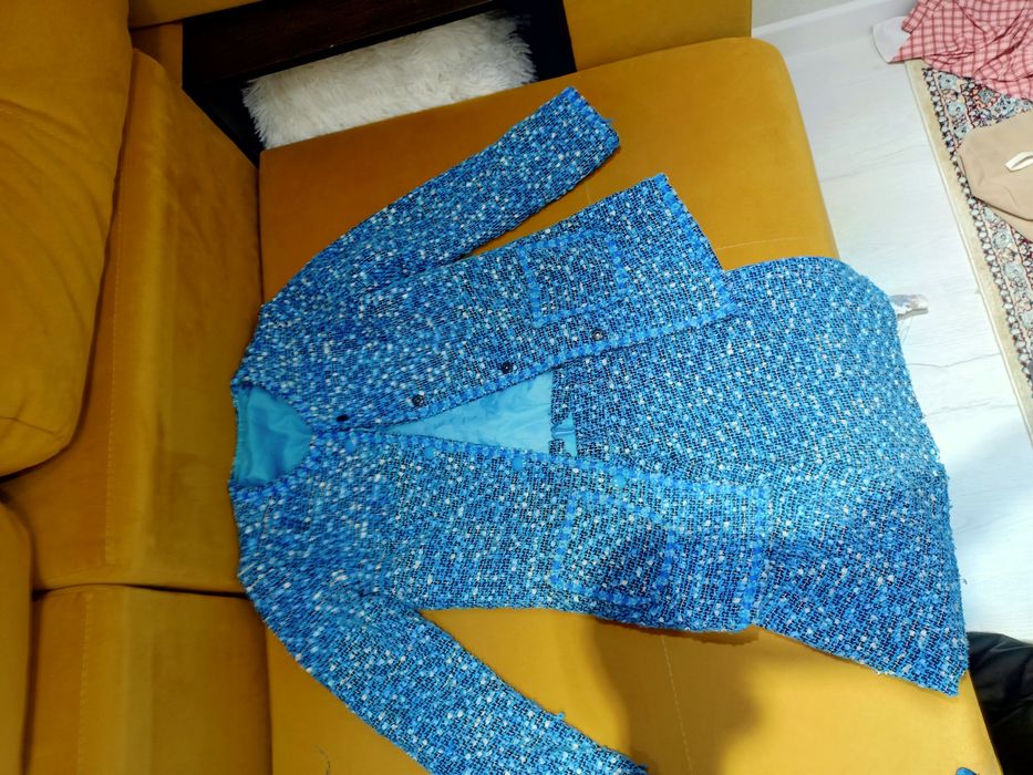 Киімдер 11-12 жасқа. Тегін беремін