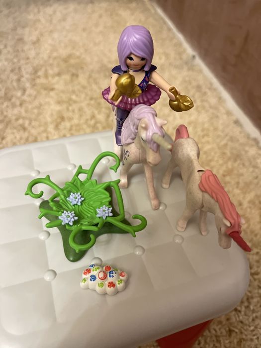 Разные наборы Play mobil . В идеальном состоянии.