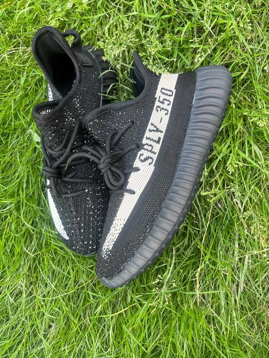 yeezy boost 350 Oreo