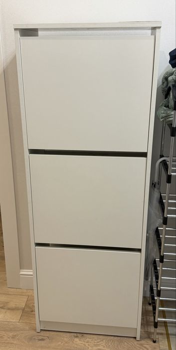 Обувница белая от Ikea