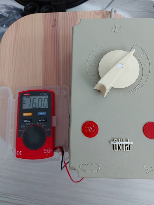 Alimentator / transformator Piko Fz1