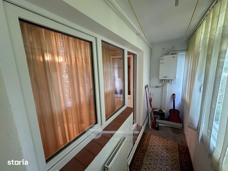 Apartament 3 camere, 76 mp, Etaj 2 – Centrală proprie, Balcon închis