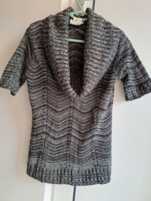 Пуловери по 5 лв