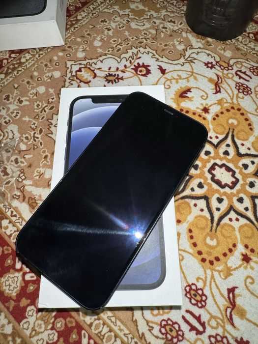 IPHONE 12 128GB 80,000