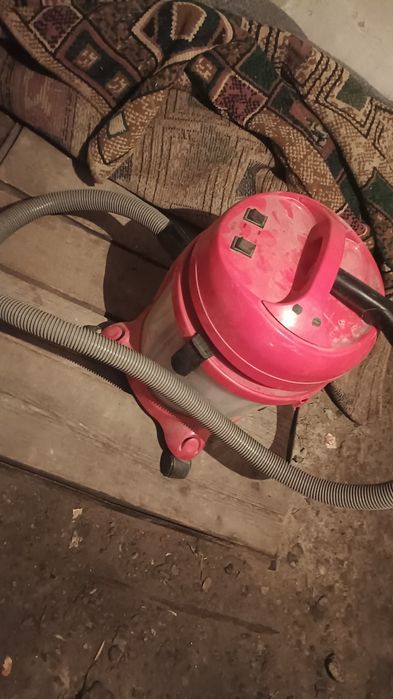 Продам пылесос цена окончательная