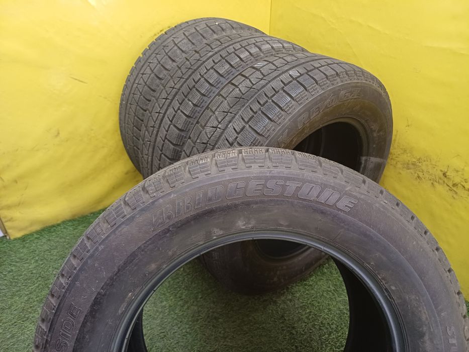 Шины 215 60 R16 BRIDGESTONE комплект