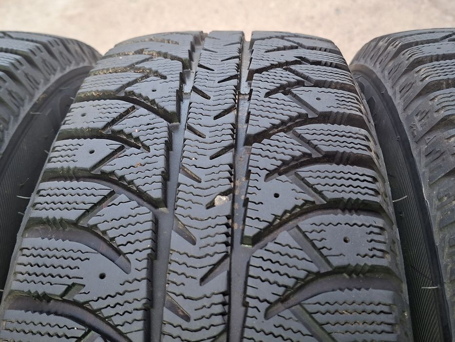 4бр. Почти Нови LASSA 185/65/15 ICEWAYS 2