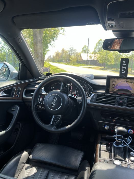 Audi A6 C7 / distronic / head up / nightvision / quattro