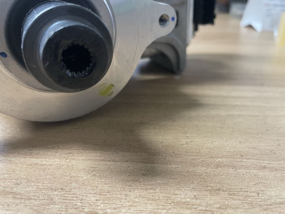 ел.мотор хидравлична рейка Opel Meriva