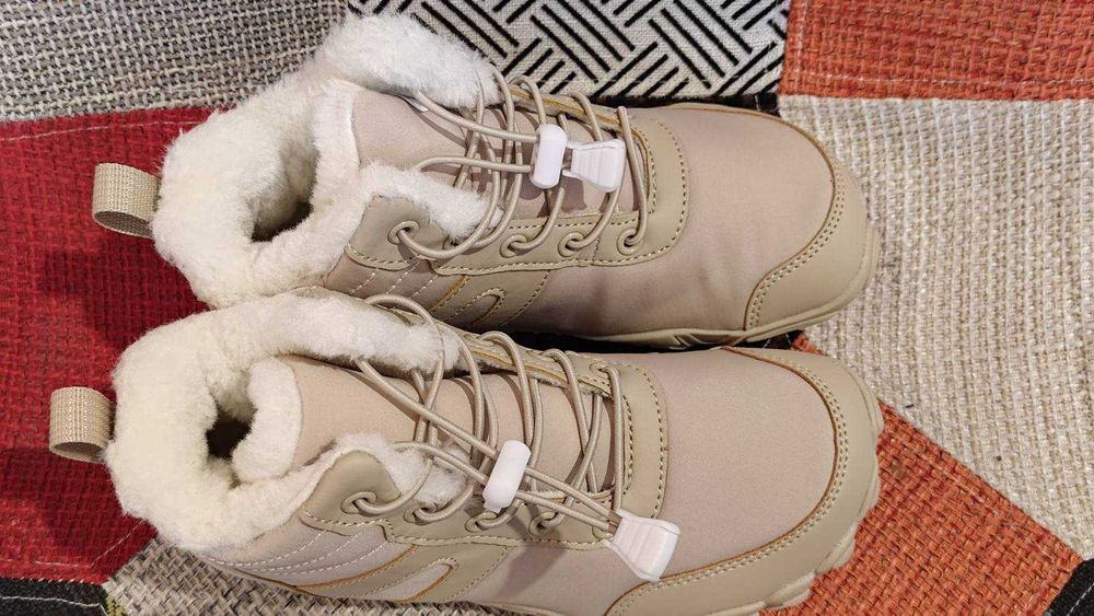 Нови детски зимни боти/обувки р-р 34