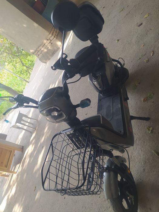 Elektro Skuter sotiladi yangi
