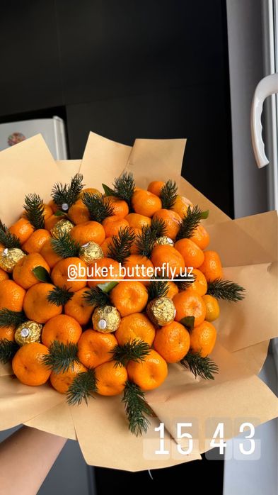 Букет из свежих мандаринов