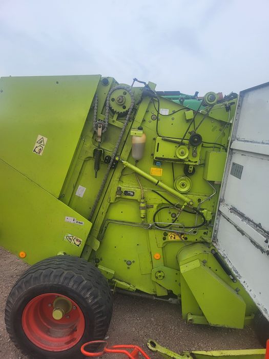Пресс подборщик Claas rollant 46
