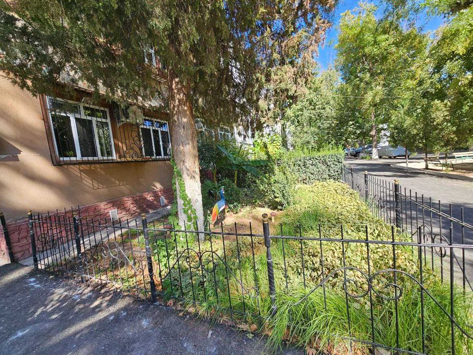 Юнусабад13.  1 каватда (3+4) хонадон сотаман.Богчага зор.Ипотека.