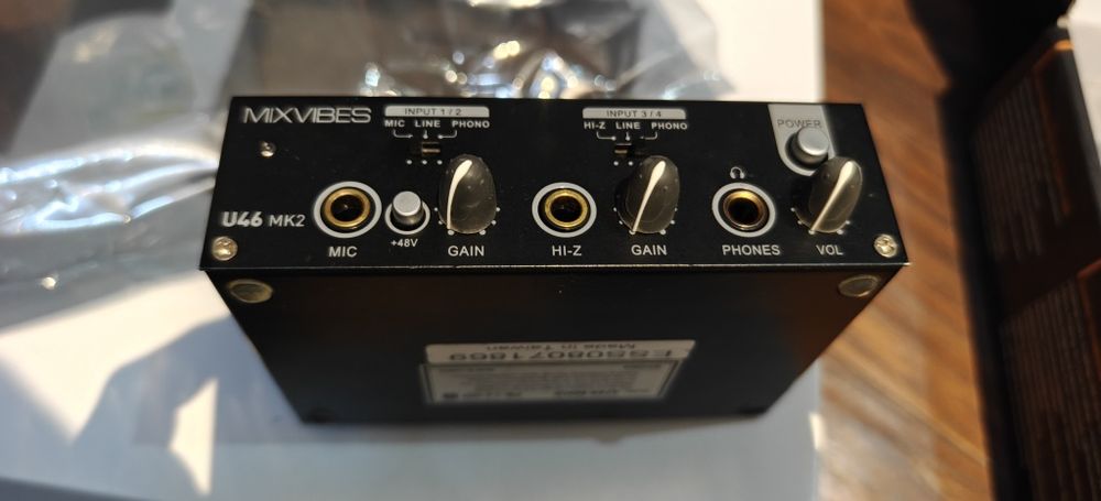 Аудио интерфейс външна звукова карта за подкаст и инфлуенсъри PreSonus