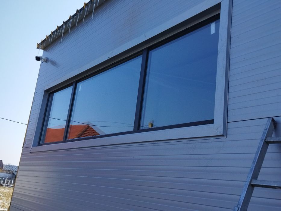 Executam accesorii pentru hale industriale