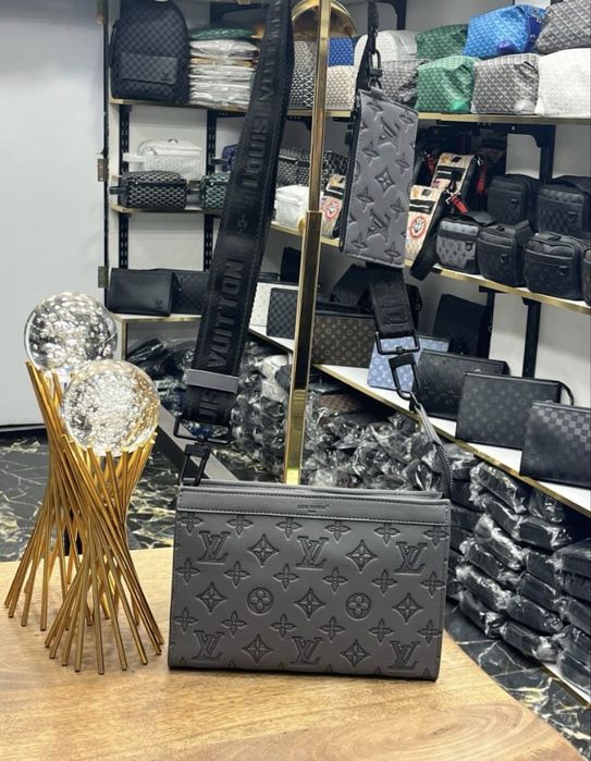 Мъжка Чанта / Louis Vuitton