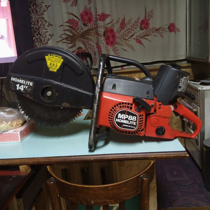 Бензиновый резчик HOMELITE MP 88