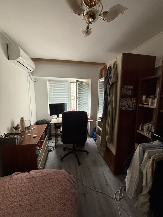 Vând toată Mobilă Apartament 4 camere Urgent