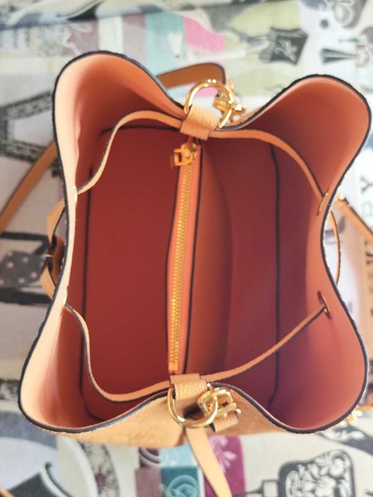 LOUIS VUITTON Дамска Чанта Монограм Кожа