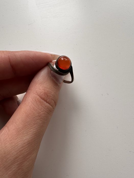 Продам серебряное кольцо
