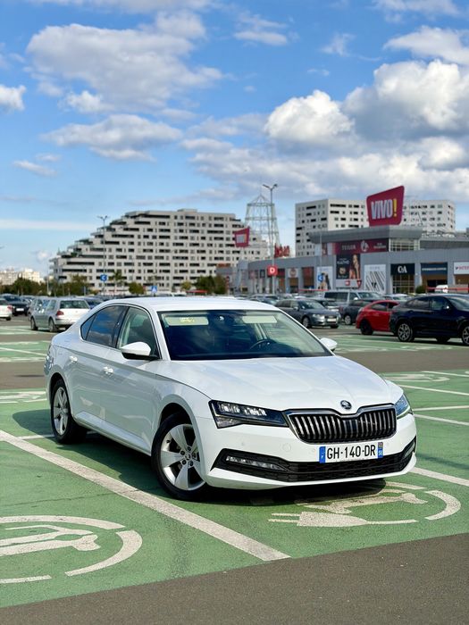 SKODA Superb 2022 — imagine 2