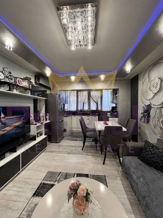 Продава се Многостаен апартамент в Бургас, Меден рудник - зона В - 90 кв.м за 1034 €/кв.м - Снимка #1