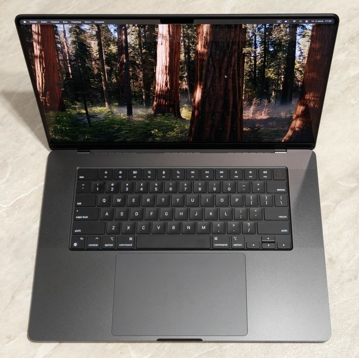 MacBook Pro 16 M4PRO 48/512 100% аккумулятор