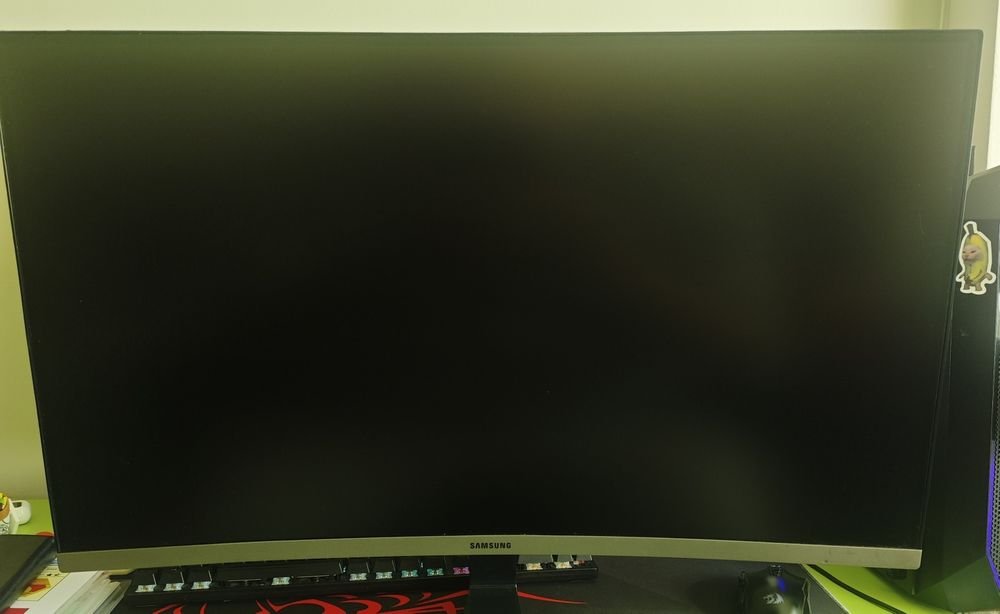 Извит монитор Samsung 27 инча