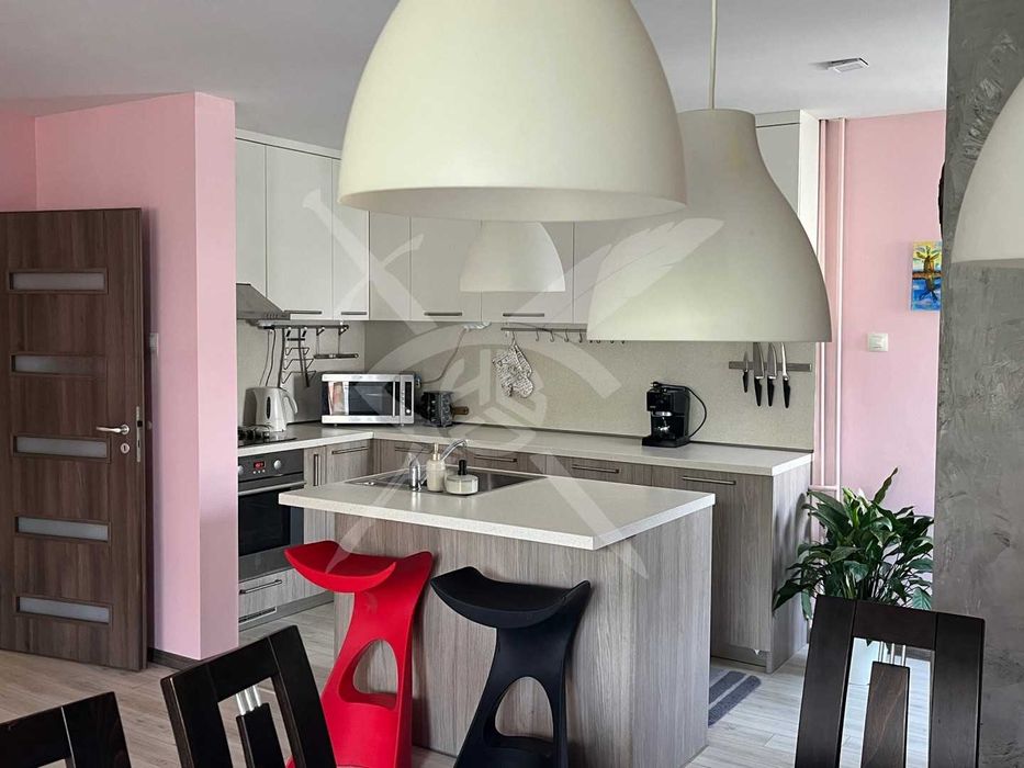 Дава се под наем Тристаен апартамент в София, Младост 4 - 96 кв.м за 1150 € - Снимка #1