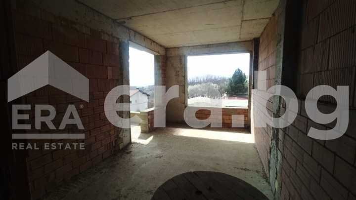 Продава се Къща в Варна, м-т Боровец - юг - 360 кв.м за 528 €/кв.м - Снимка #8