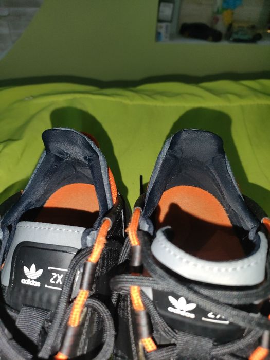 Продавам Adidas ZX 41,5