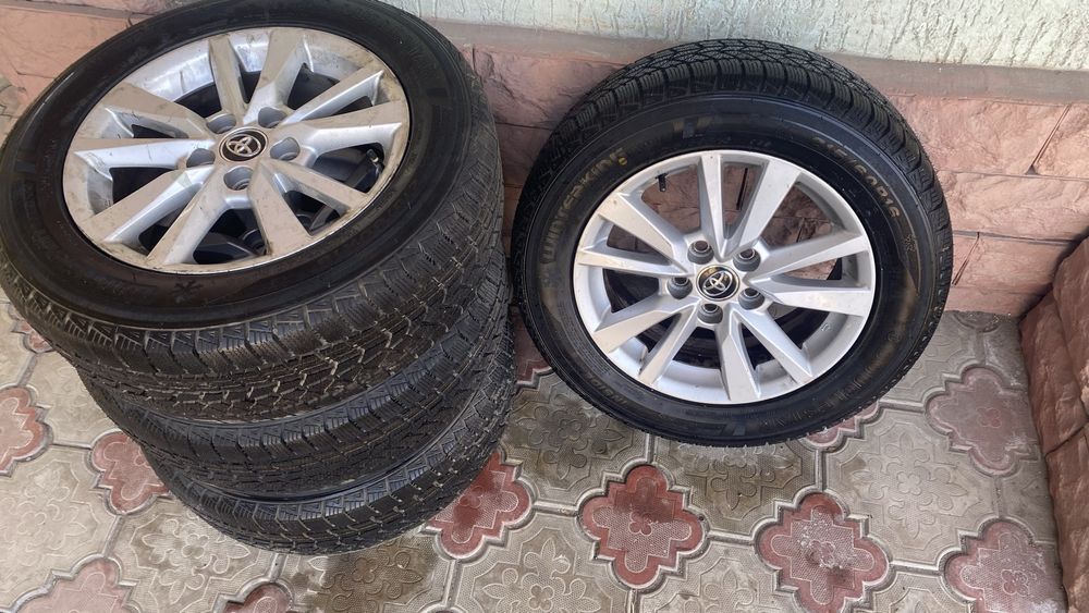 зимние шины и диски Тайота