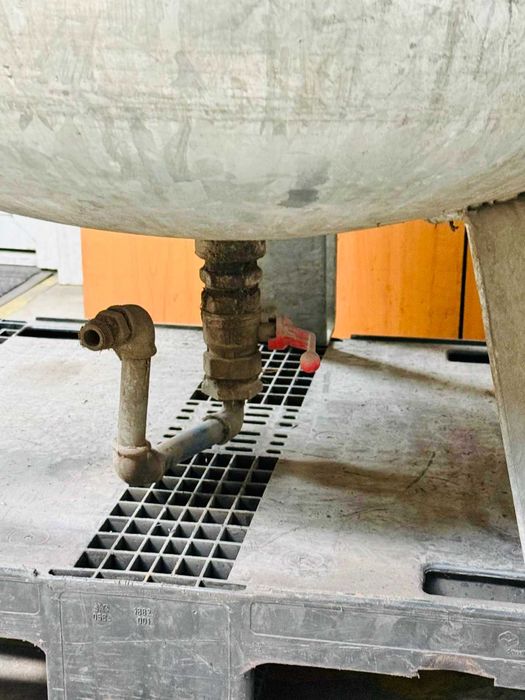 Rezervor de aer galvanizat 1000L, fabricat în Italia, presiune 11.5bar