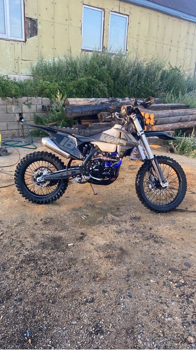 Мотоцикл KEWS K16