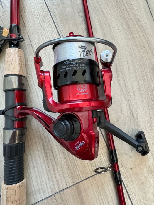 Vand set lanseta si mulineta - nou