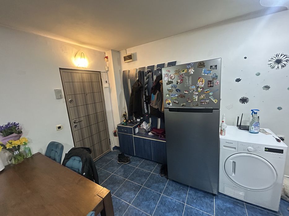 Apartament 2 camere,1 balcon,decomandat,bucatarie open space