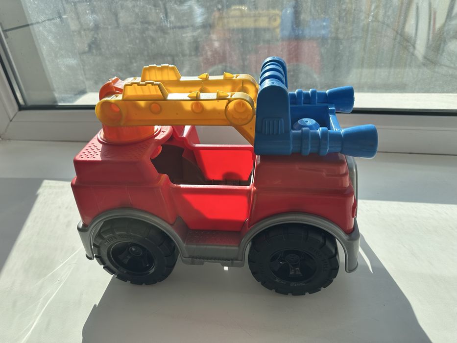 Продам игрушки разные