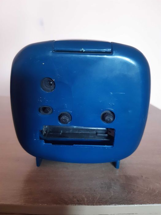 Часовник с емблемата на Левски