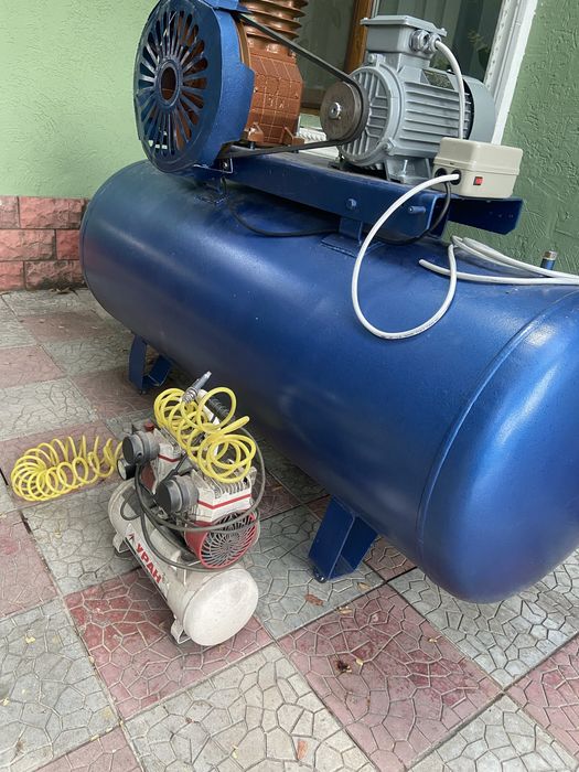 Компрессор 380v 500L