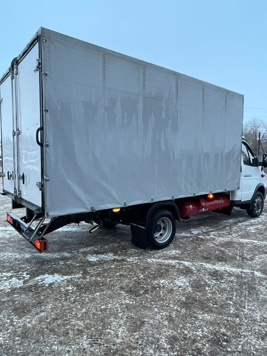 Газель с грущиками