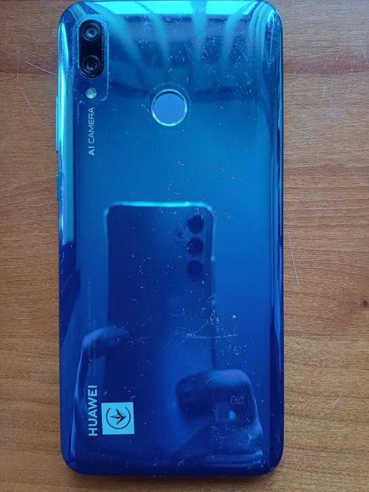 Смартфон Huawei P smart