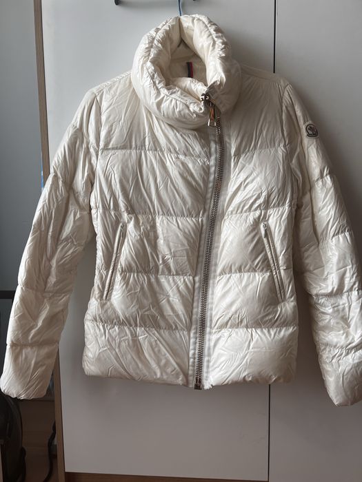 Дамско яке Moncker