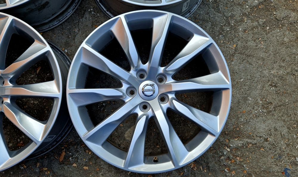 Волво 18 5х108 лети джанти Volvo S60 S80 S90 V60 V70 V90 XC. 5X108