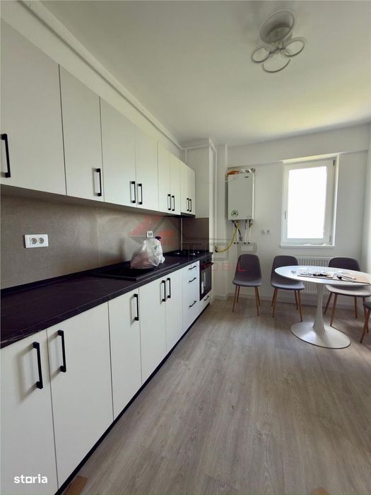 Apartament 3 camere+ loc de parcare- CUG, Visoianu