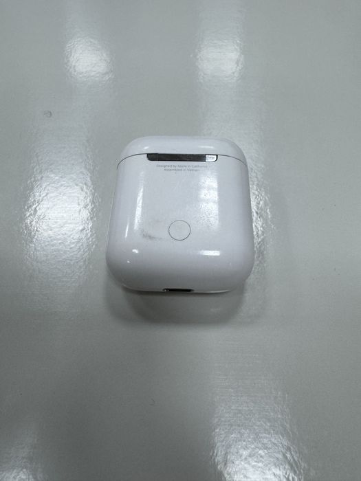 Airpods 2 поколения