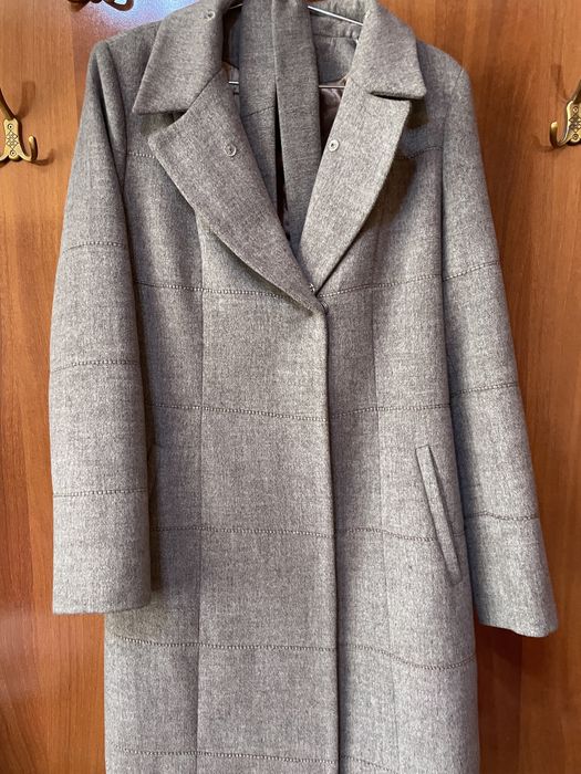 Продается женское пальто