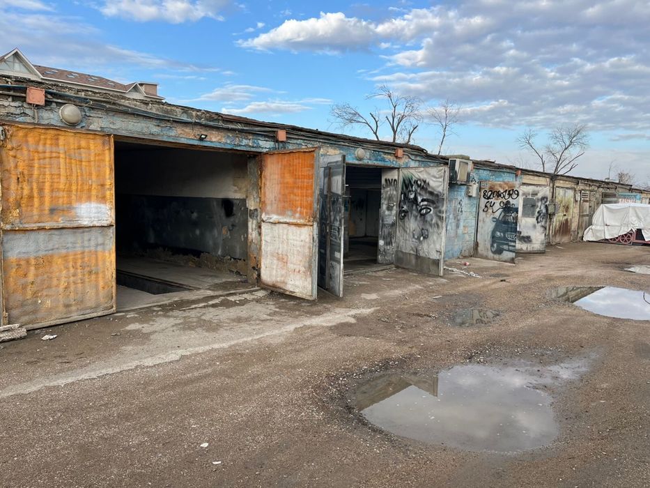 Сдам в аренду гаражи