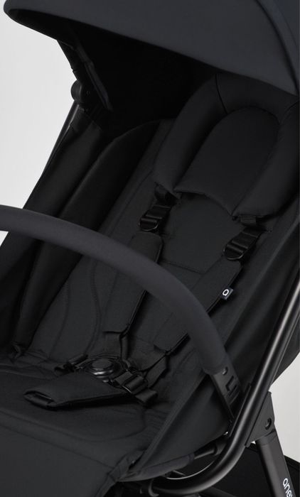 Продам коляску Anex AIR-Z